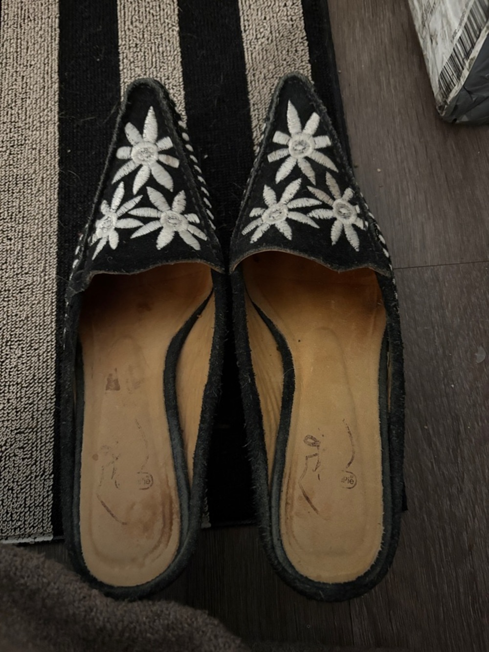 Black Embroidered Pointed Slip-On Flats